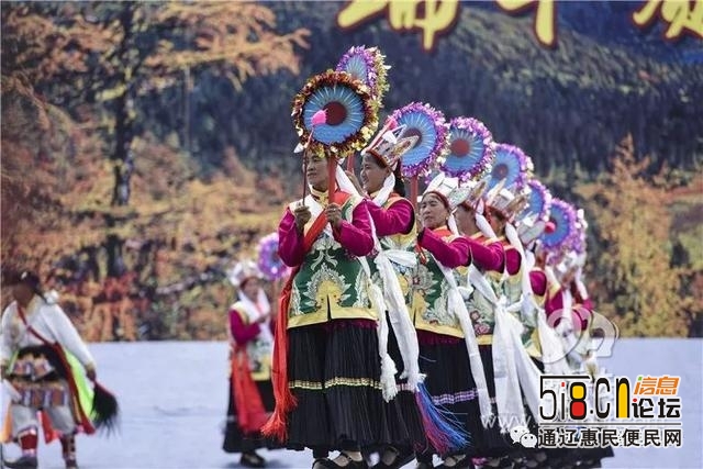 香格里拉赛马节荣获中国旅游总评榜年度最具影响力节庆活动-6.jpg