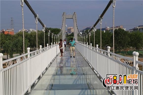 单县幵山公园玻璃吊桥将免费开放-1.jpg