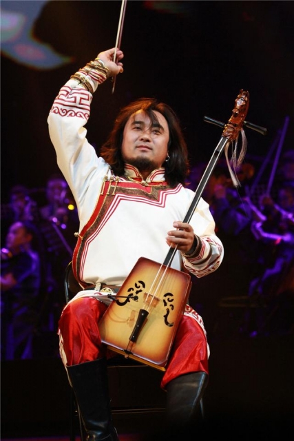 来自科尔沁草原的歌声：视听音乐会《敖包相会的地方》在京举行-20.jpg