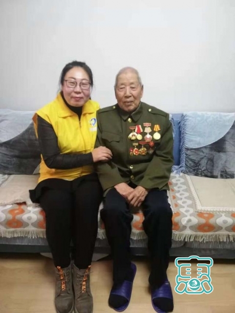 2018科尔沁志愿者看望抗战老兵～金戈铁马，峥嵘岁月-8.jpg