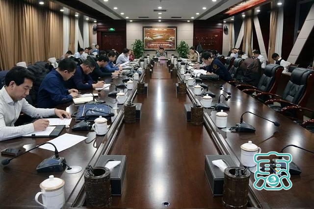 「时政要闻」霍林郭勒市政府2019年第一次常务会议召开-3.jpg