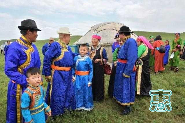 惊艳！扎鲁特草原上的传统蒙古族婚礼-4.jpg