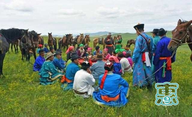 惊艳！扎鲁特草原上的传统蒙古族婚礼-13.jpg