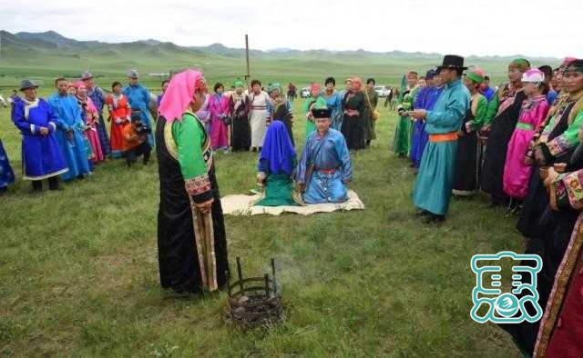 惊艳！扎鲁特草原上的传统蒙古族婚礼-14.jpg