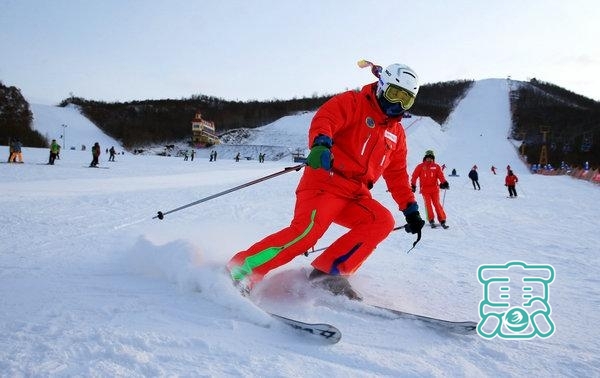 “欢乐冰雪季·活力内蒙古”2019冬季十大精品线路-2.jpg