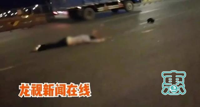 命丧凌晨一点半！哈尔滨松北区23岁女孩被大货车撞倒，当场身亡！-2.jpg