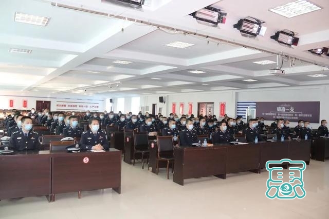 开鲁县公安局举办庆祝第一届人民警察节暨重点工作纪念章授章仪式-5.jpg