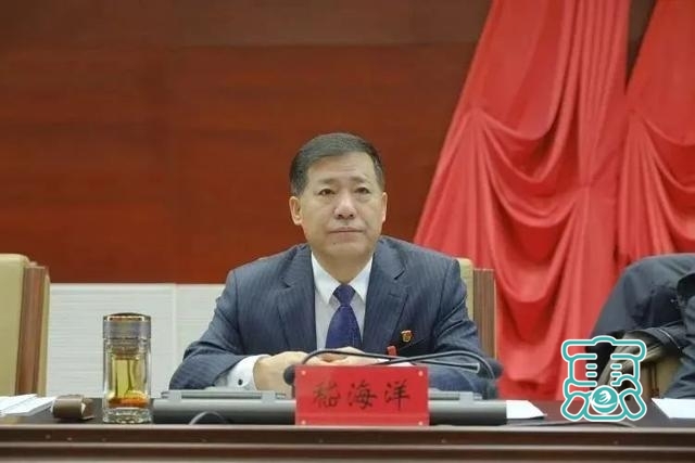 中国共产党霍林郭勒市第八届委员会第六次全体会议公报-3.jpg